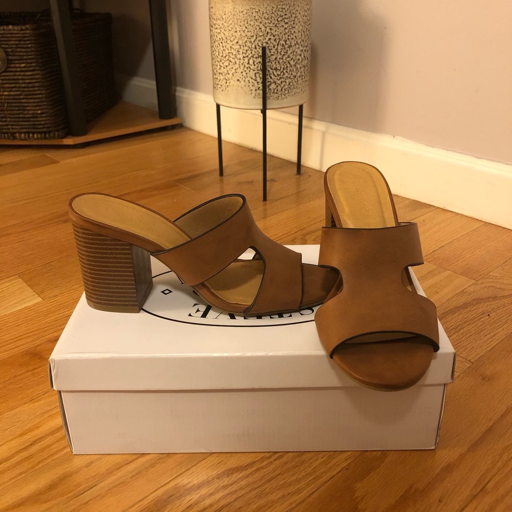 NEW Boho Chunky Heels